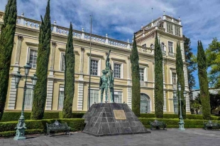 Isidro Rogel se reunió con el Colegio de Directores para definir la dinámica de la auscultación cuantitativa del 15 de julio.