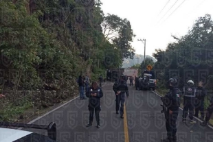 La dependencia hizo un llamado a los automovilistas que se dirigen a Ocuilan a evitar la zona y utilizar rutas alternas.