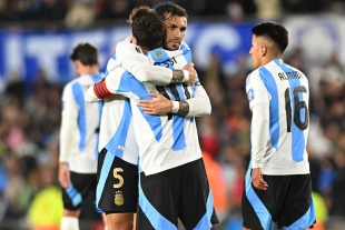 Argentina aseguró el liderato absoluto de las eliminatorias.