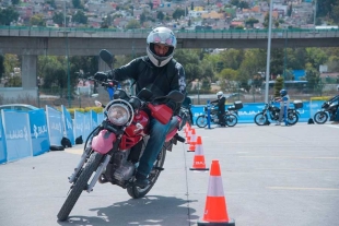 A partir del 7 de enero, la certificación, que tiene un costo de 460 pesos, es necesaria para poder tramitar la licencia de motociclista