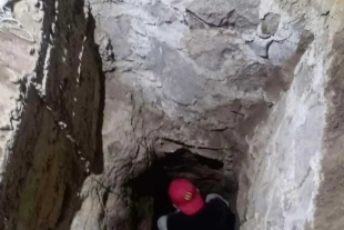 El túnel se encontraba a 600 metros del centro de la comunidad en una zona de huertas de nopal y cultivos de maíz, 