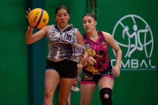 El baloncesto 3x3 es un deporte de alta intensidad, jugado en media cancha, con partidos de 10 minutos o hasta 21 puntos 