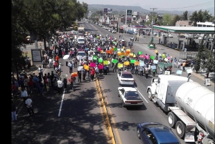 Normalistas desquician Michoacán