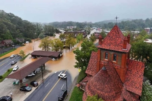 La tormenta, una de las más letales en la historia de Estados Unidos, dejó sin suministro eléctrico y de telefonía celular a algunas localidades