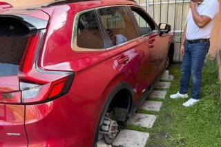 Vehículos vandalizados en Sauces; vecinos exigen mayor seguridad