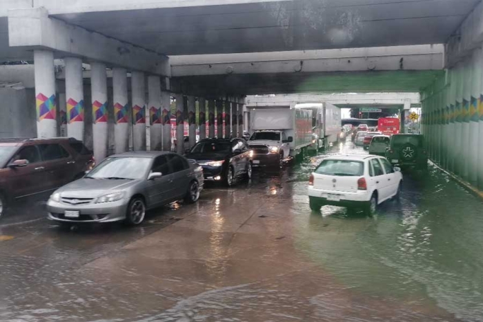 Los afectados, pidieron a las autoridades competentes colocar coladeras