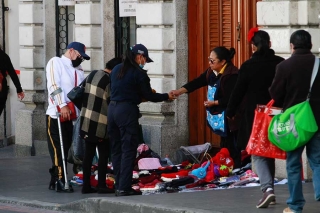 Toluca implementa operativo contra comercio informal en el centro histórico