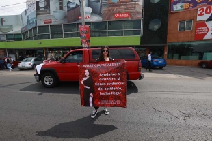 Amigas y compañeras de la víctima colocaron un altar en honor a Lesly