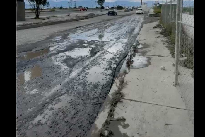 Baches en la carretera Toluca–Naucalpan afectan a automovilistas